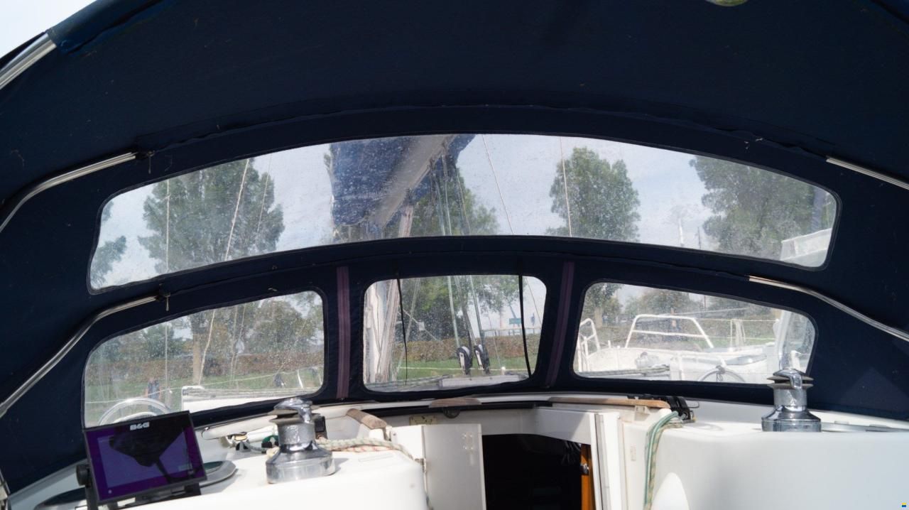 Beneteau Oceanis 411