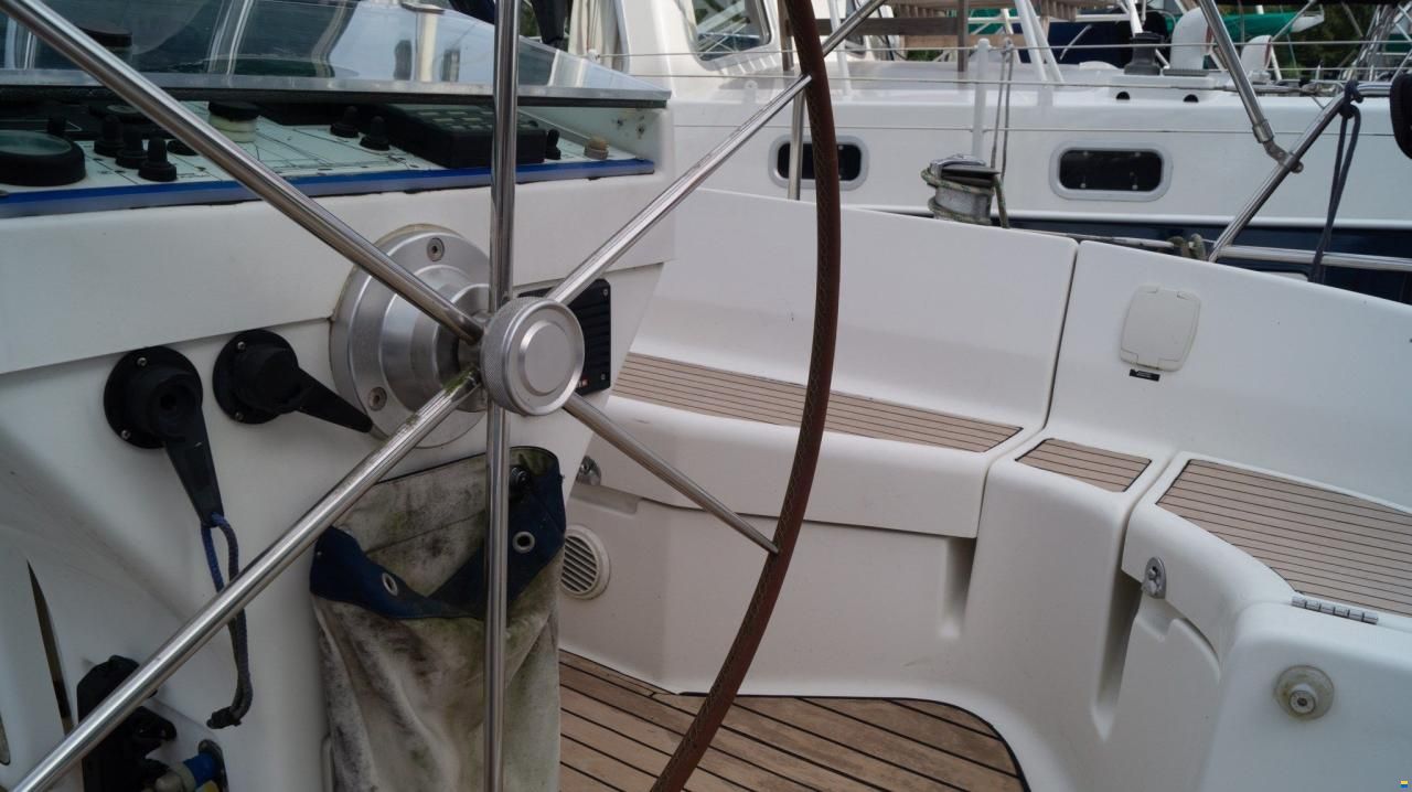 Beneteau Oceanis 411