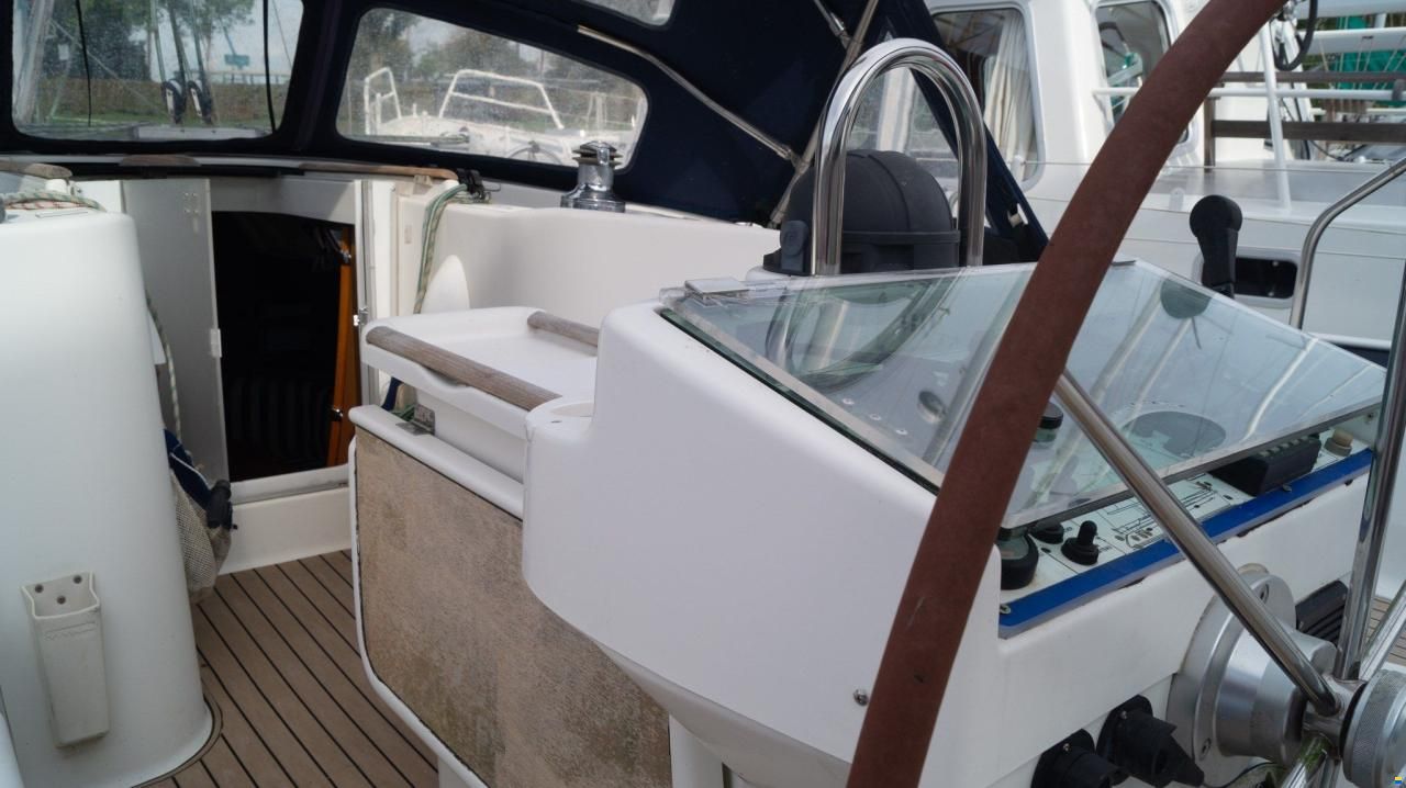 Beneteau Oceanis 411