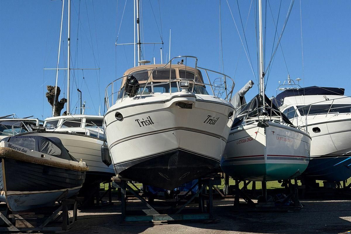 Maxum 3300 SCR