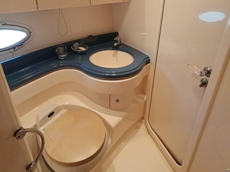 Azimut 46