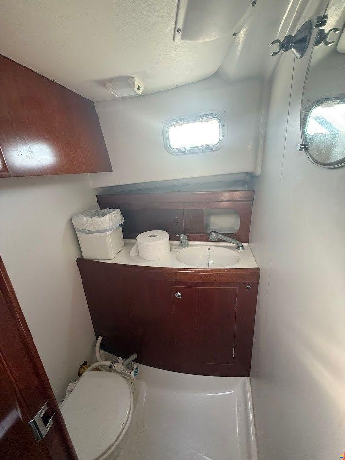 Beneteau Antares 9