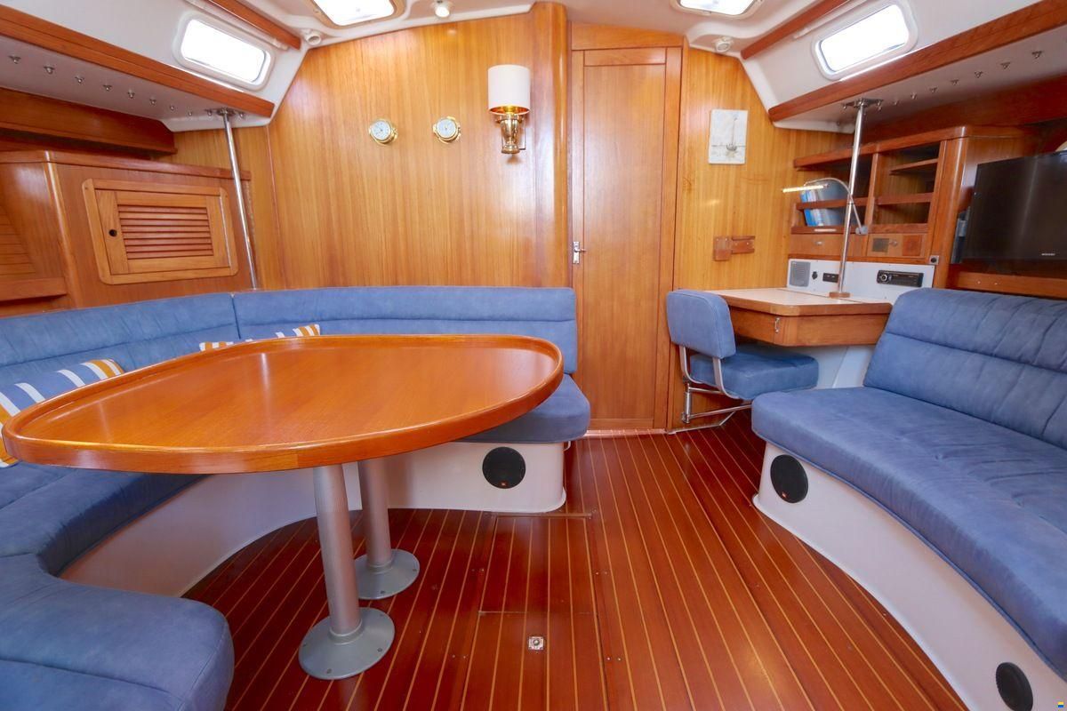 Catalina 42 MK II