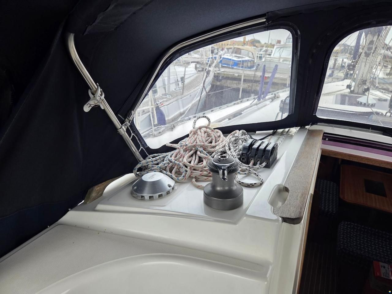 Dufour 38 Classic