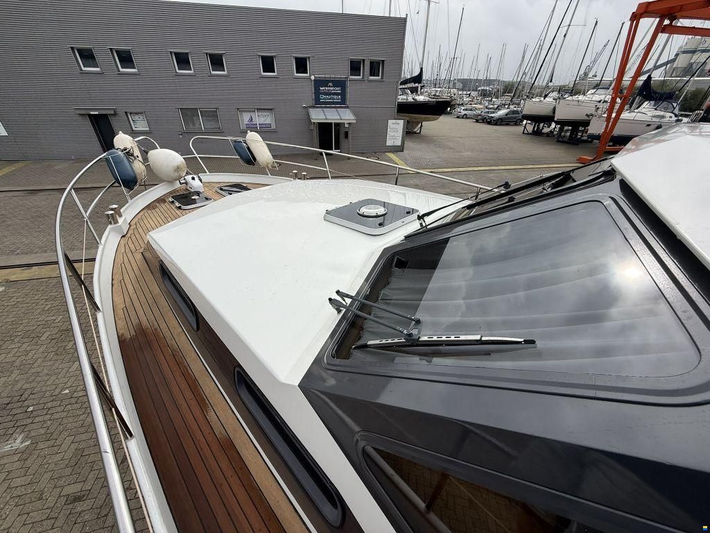 Linssen 382 SCX