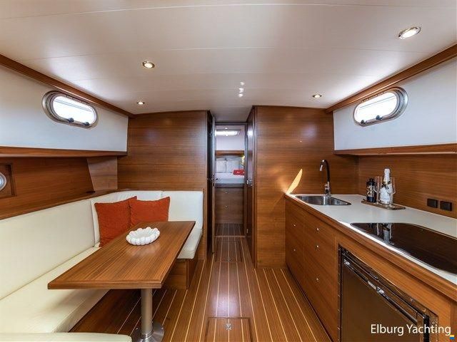 Vedette 10.30 Cabin