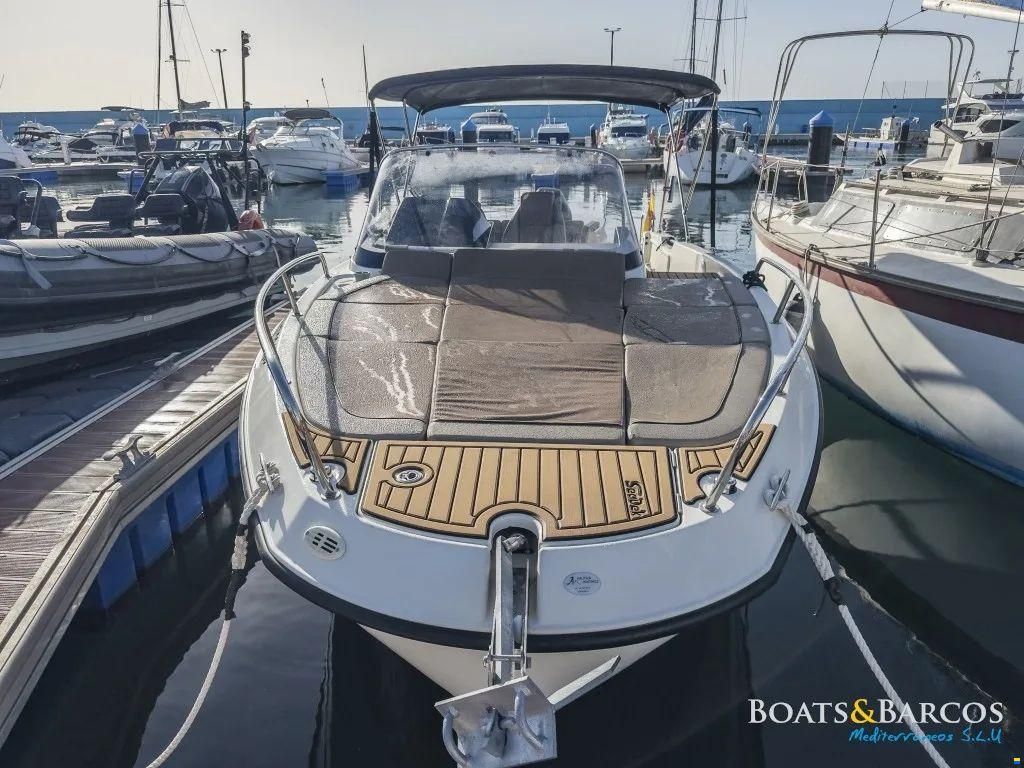 Quicksilver Activ 755 Sundeck