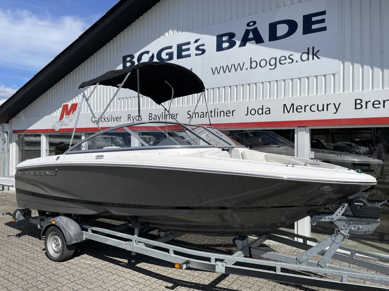 Regal 1900 ES med 200 hk Volvo Penta V6 og Bre