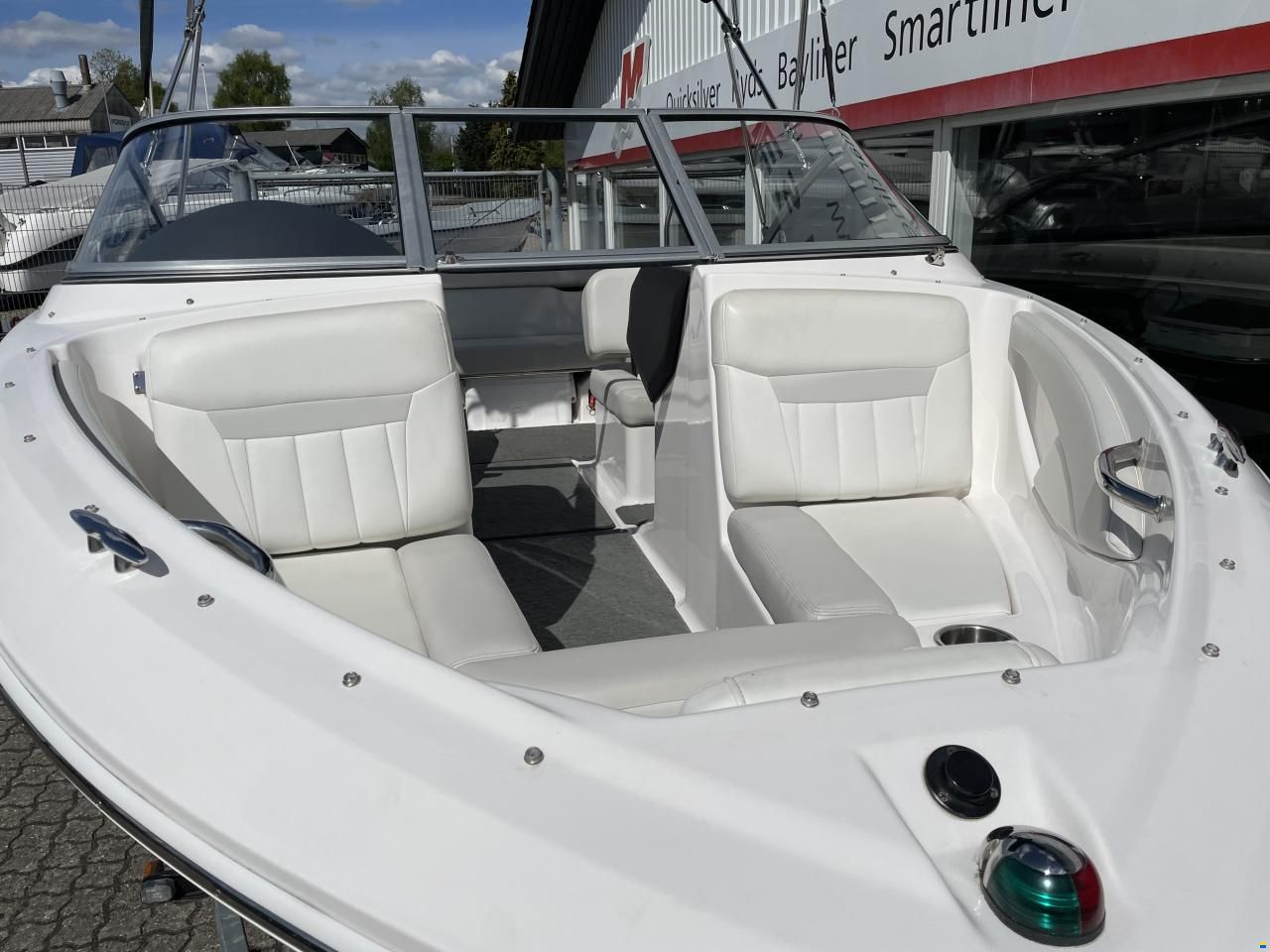 Regal 1900 ES med 200 hk Volvo Penta V6 og Bre