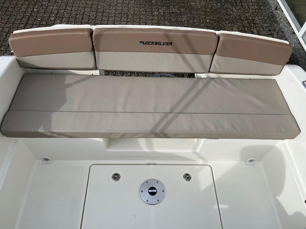 Quicksilver Activ 555 Cabin med 100 hk M