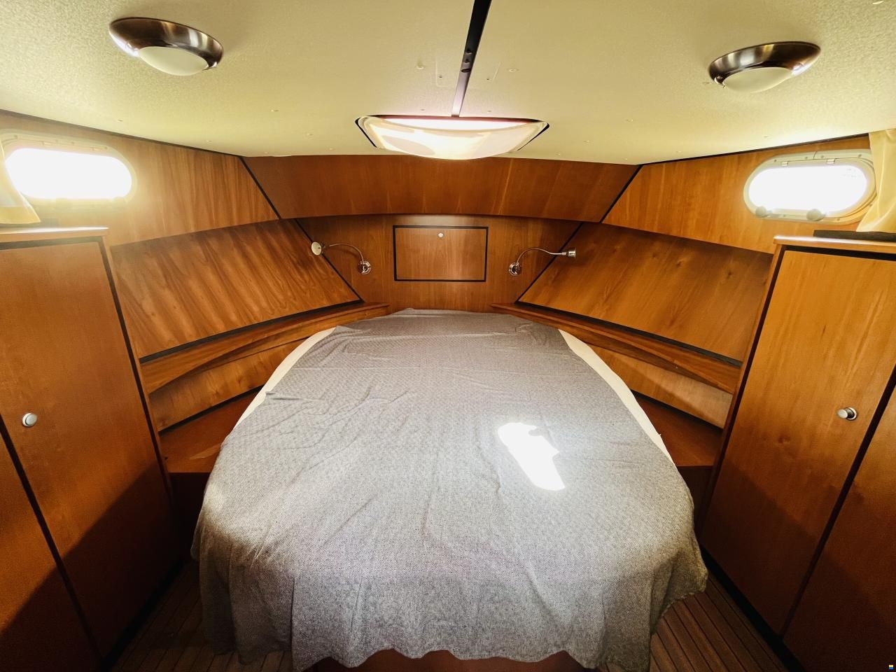 Linssen Grand Sturdy 29.9 Sedan