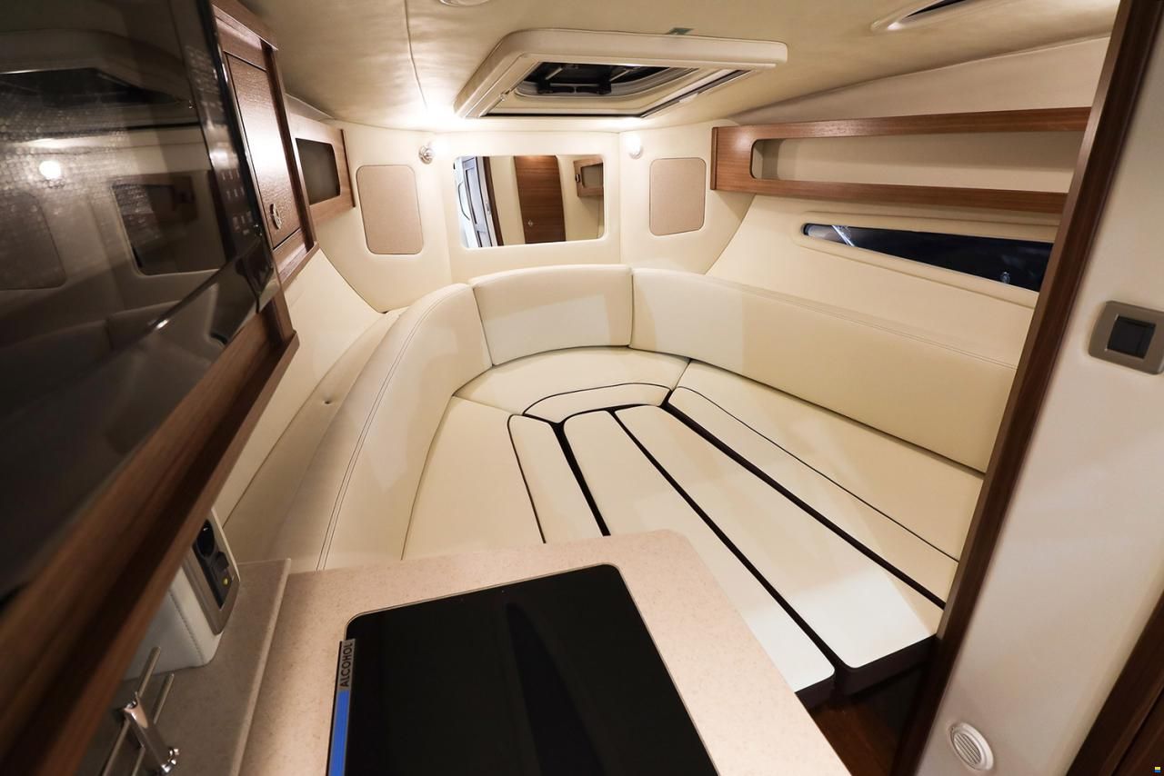 Sea Ray Sundancer 265