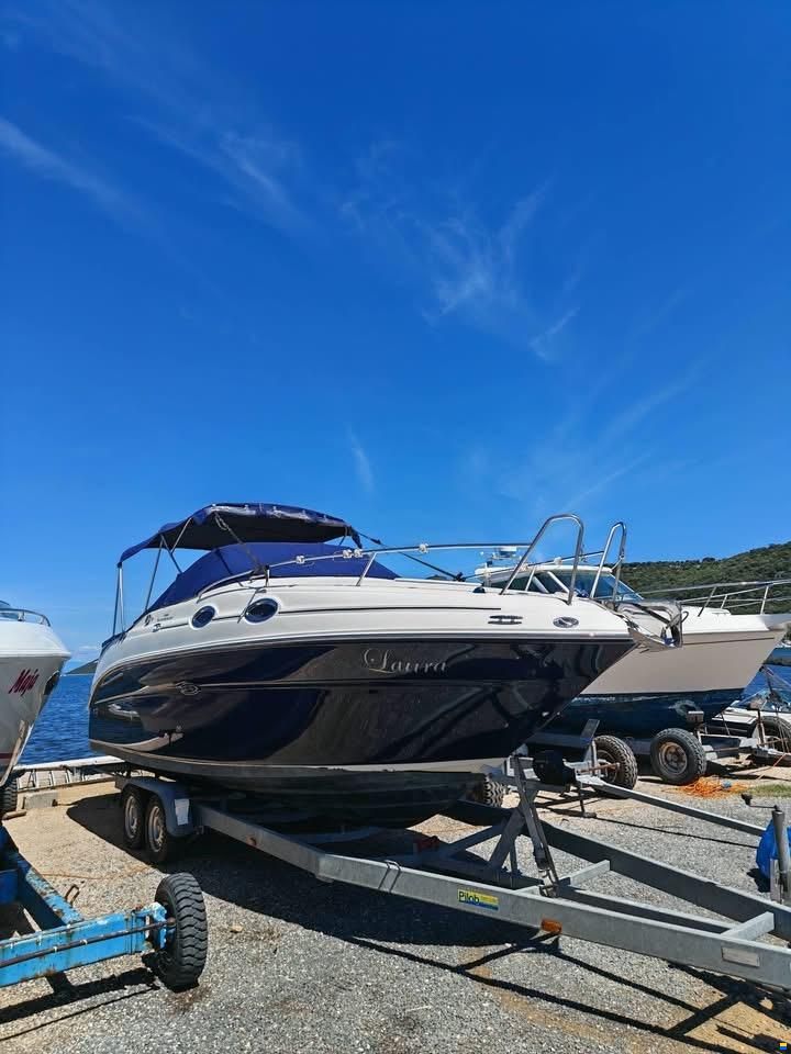 Sea Ray 255 Sundancer