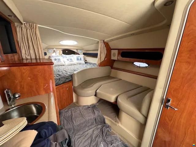 Cruisers 300 Express