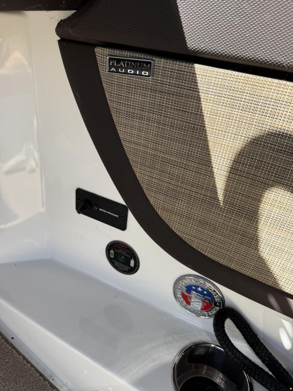 Cobalt R3 Surf
