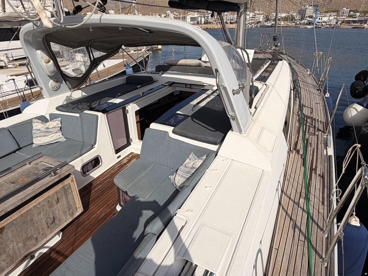 Beneteau OCEANIS 55