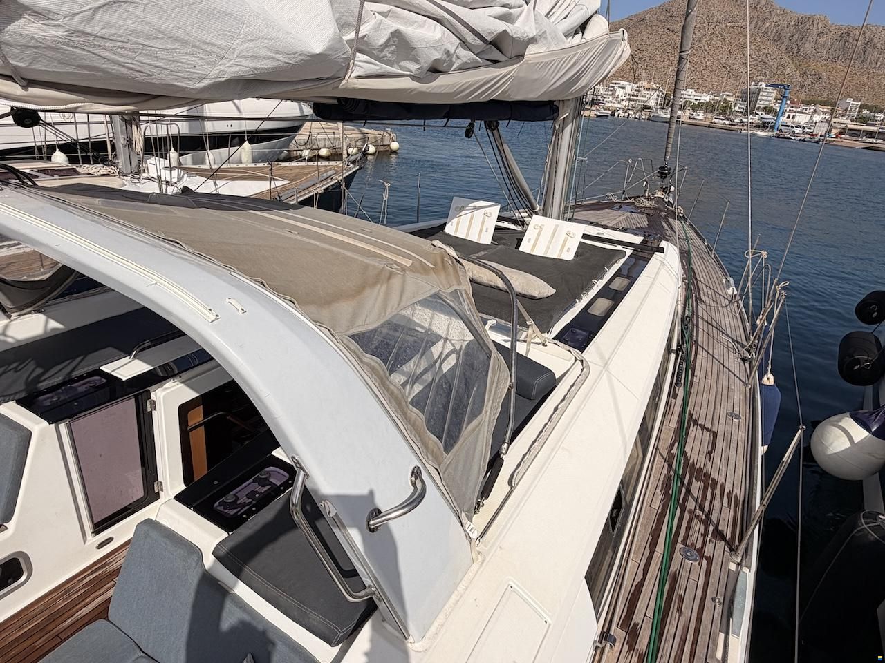 Beneteau OCEANIS 55