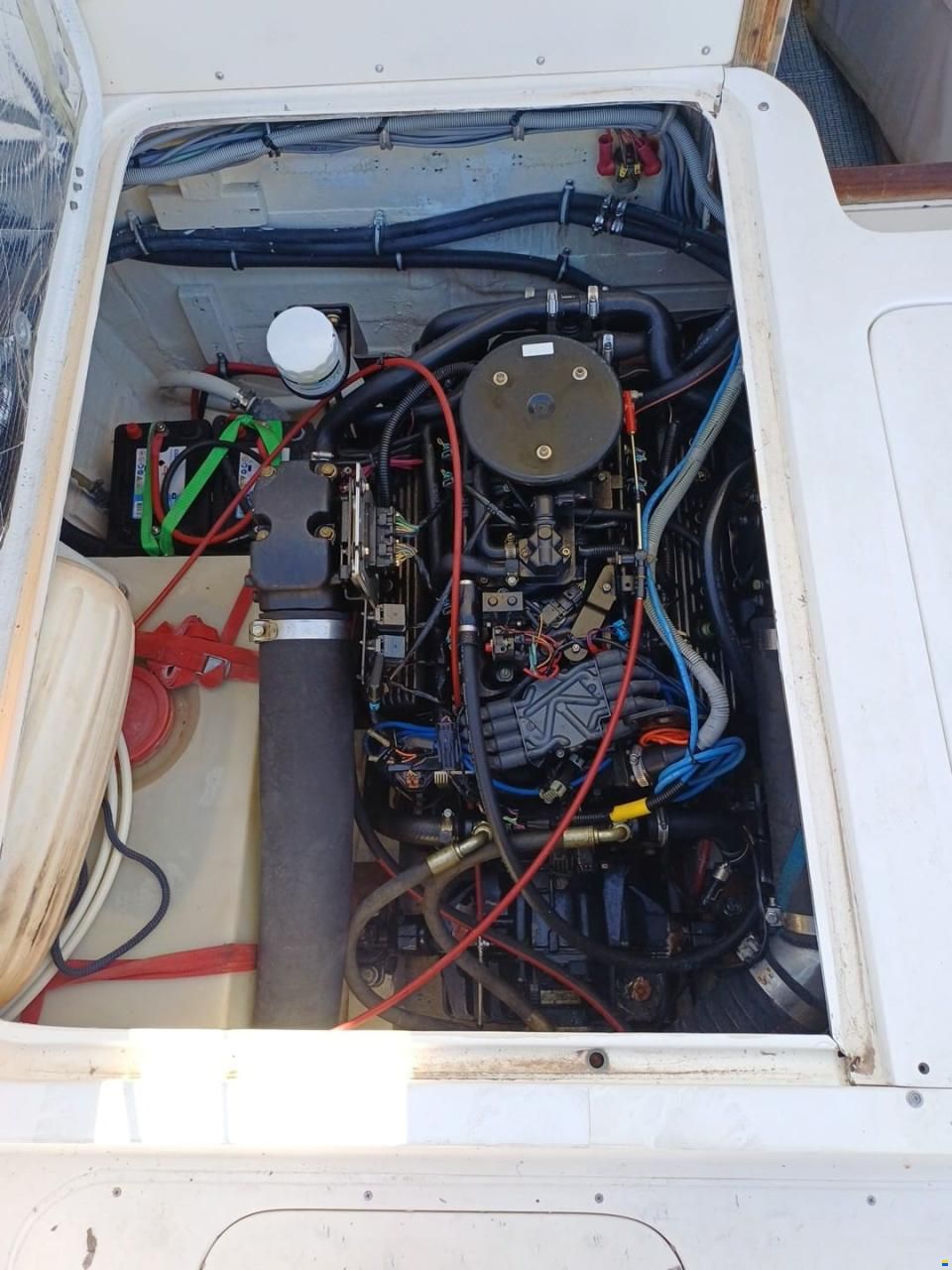 Bertram 28 Flybridge