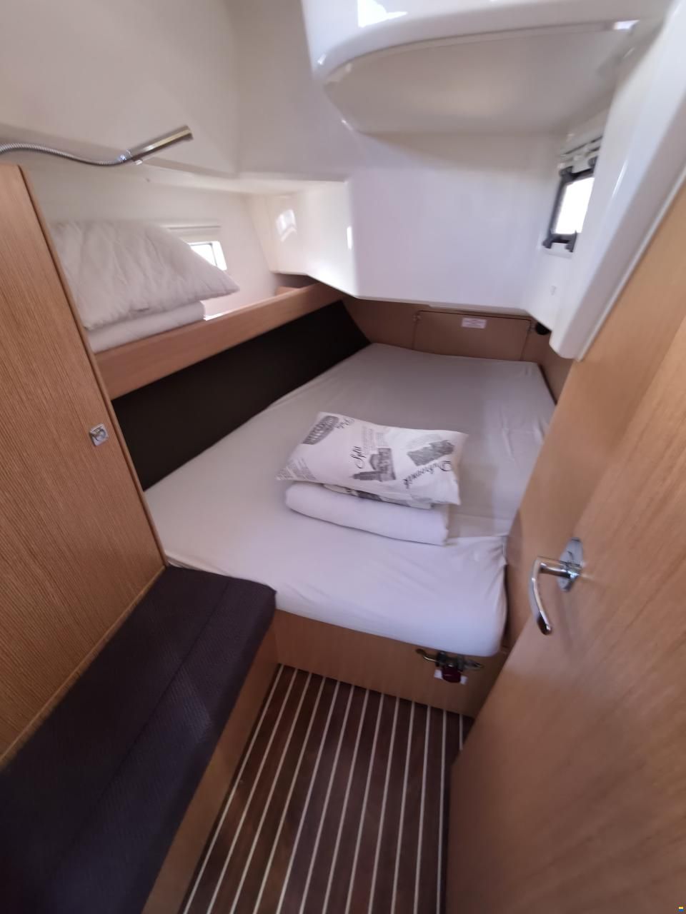 Bavaria CRUISER 37