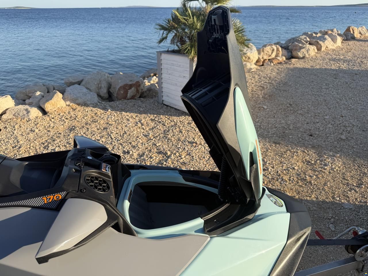 Sea-Doo Wake 170