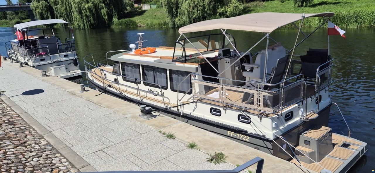 Mazuria Marim 33