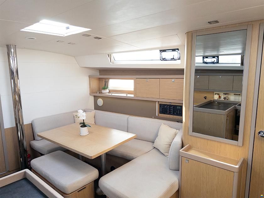 Beneteau Oceanis 45