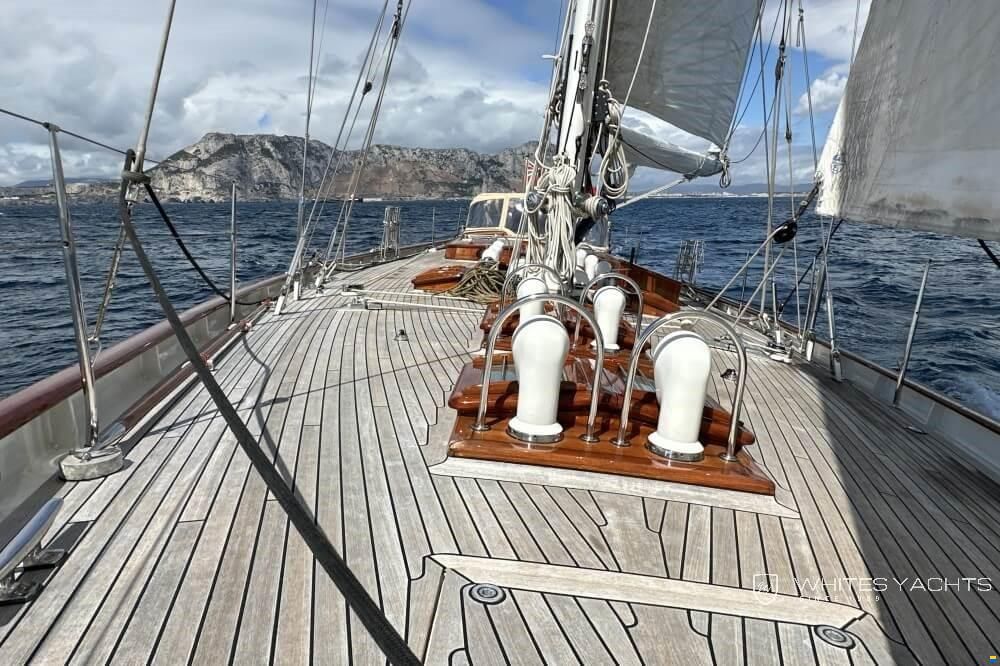 Hoek 74ft