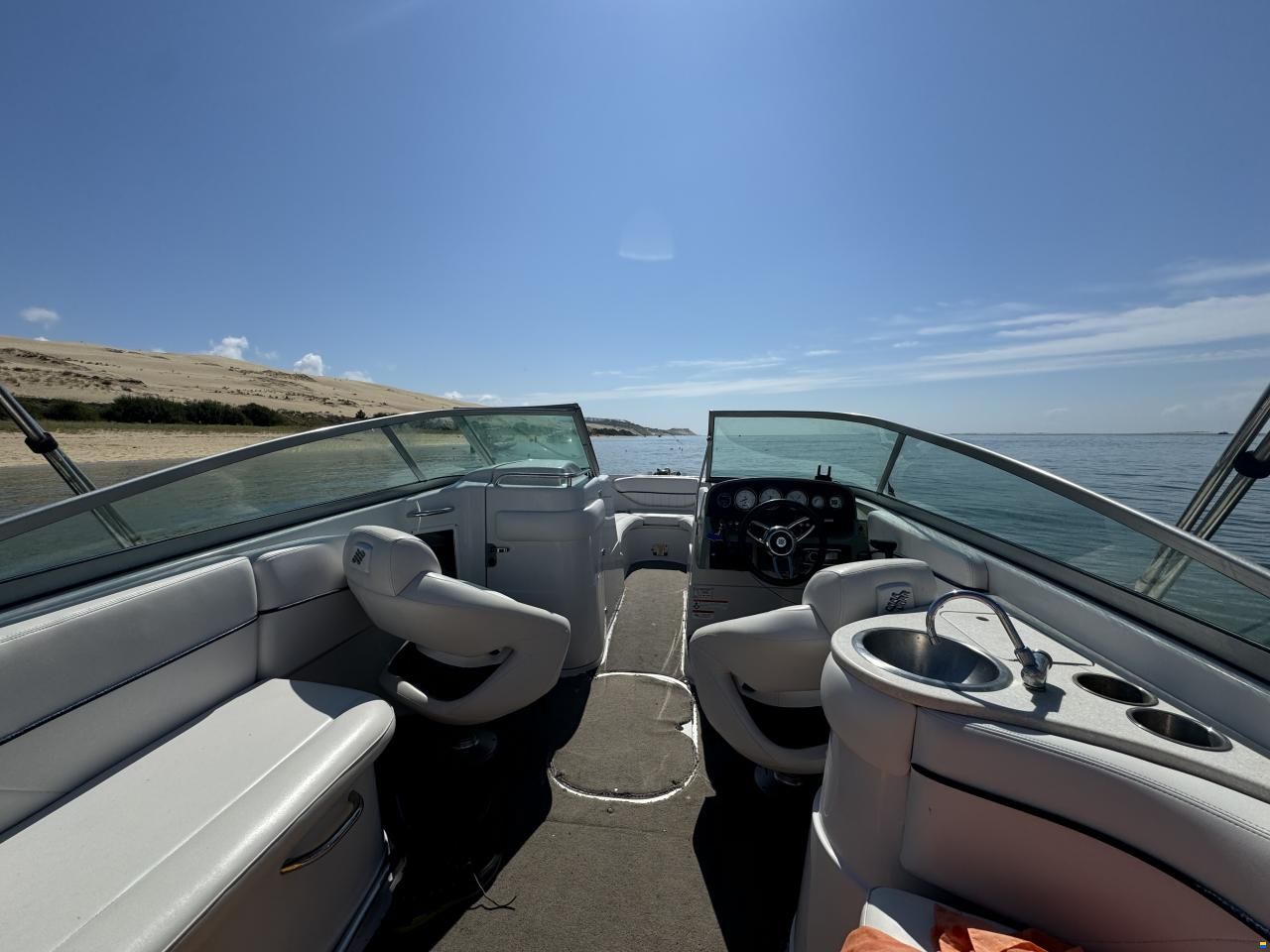 Four Winns Horizon 260