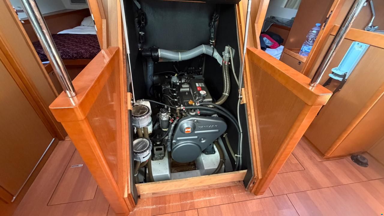 Beneteau Oceanis 55