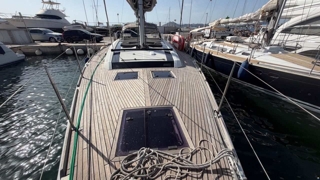 Beneteau Oceanis 55