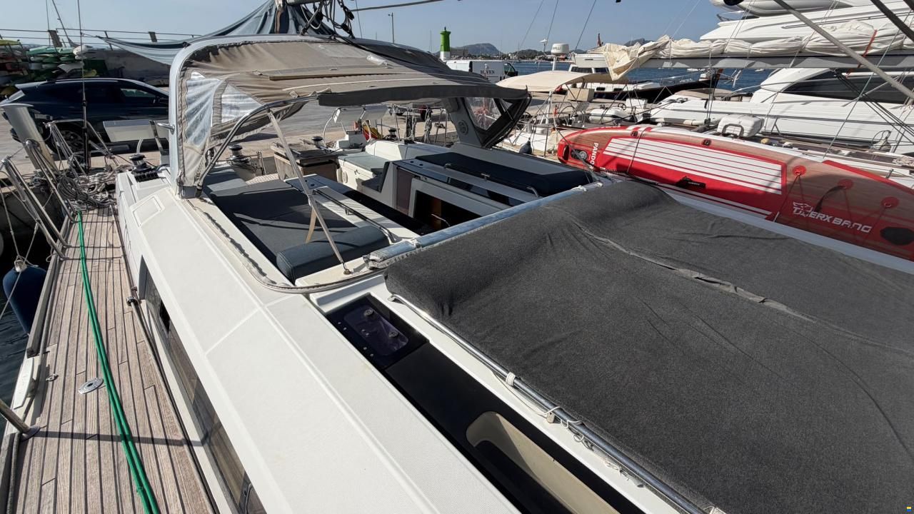 Beneteau Oceanis 55