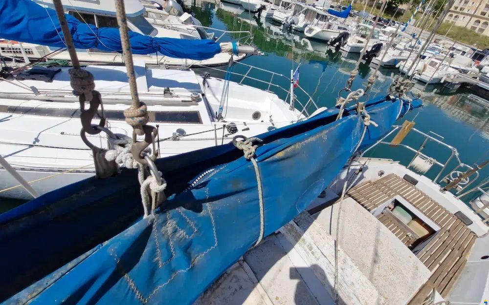 Jeanneau Aquila