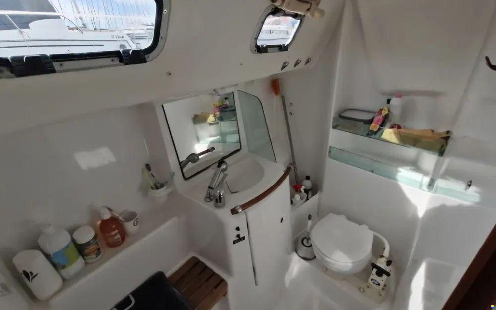 Beneteau OCEANIS 323