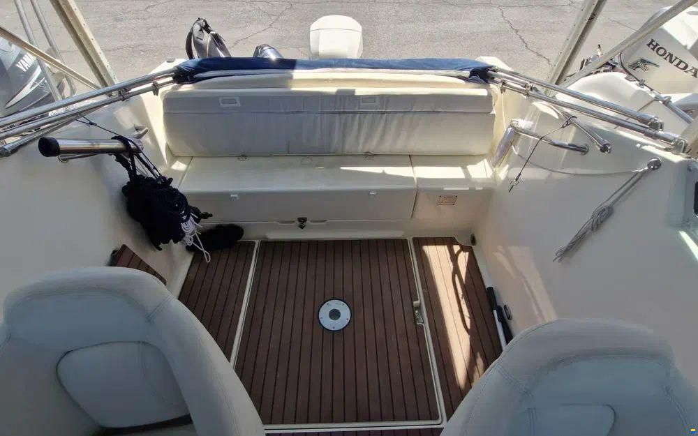 Jeanneau Leader 605