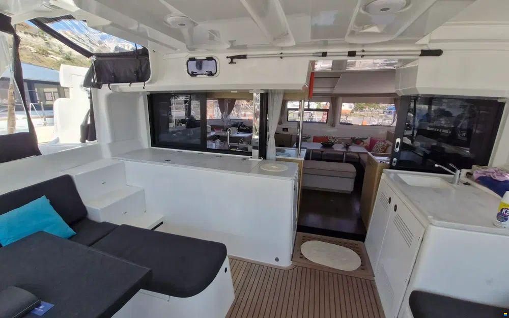 Lagoon 46