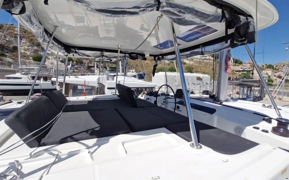 Lagoon 46