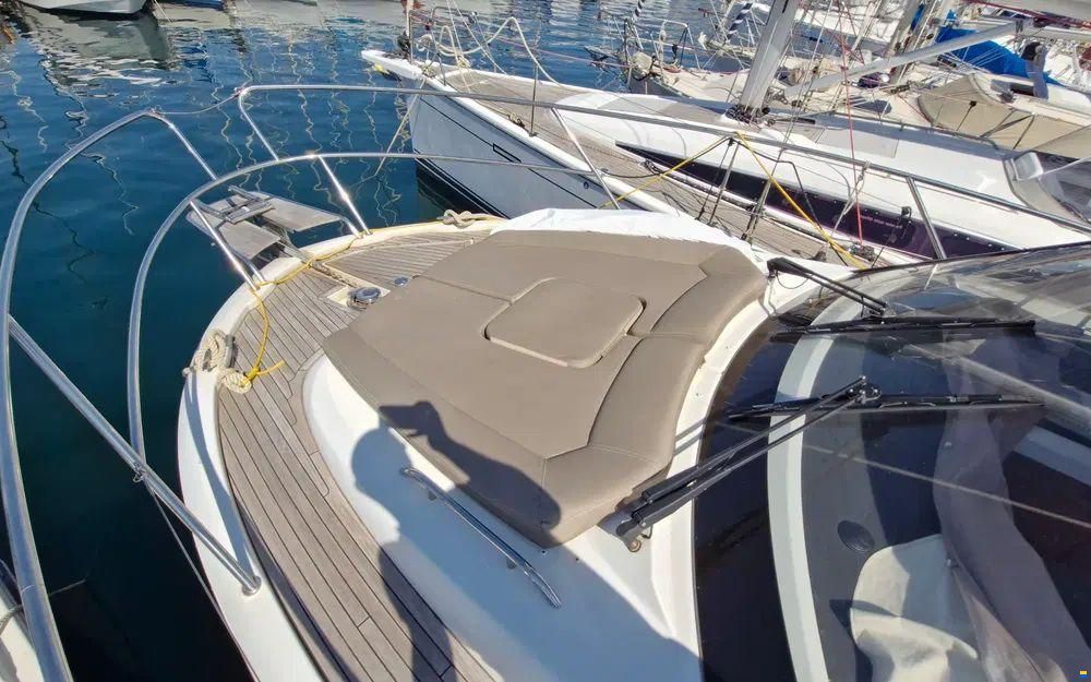Jeanneau NC 9