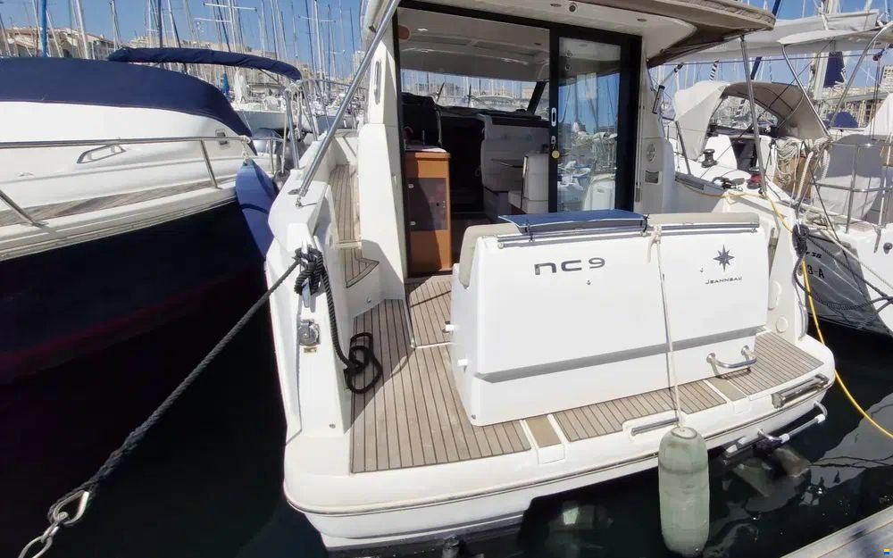 Jeanneau NC 9