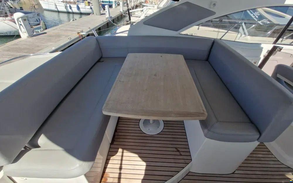 Beneteau GT 44