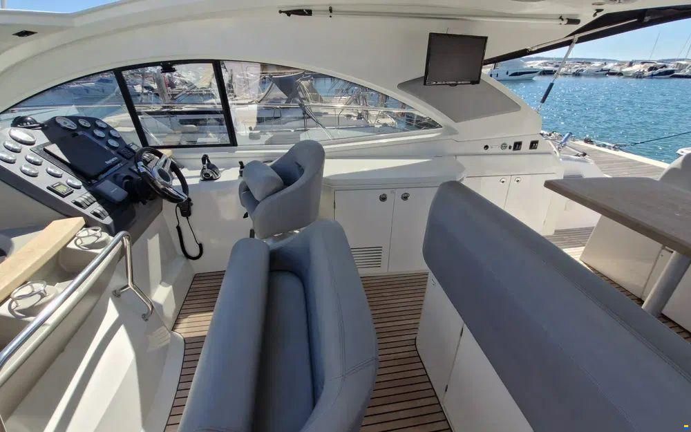 Beneteau GT 44