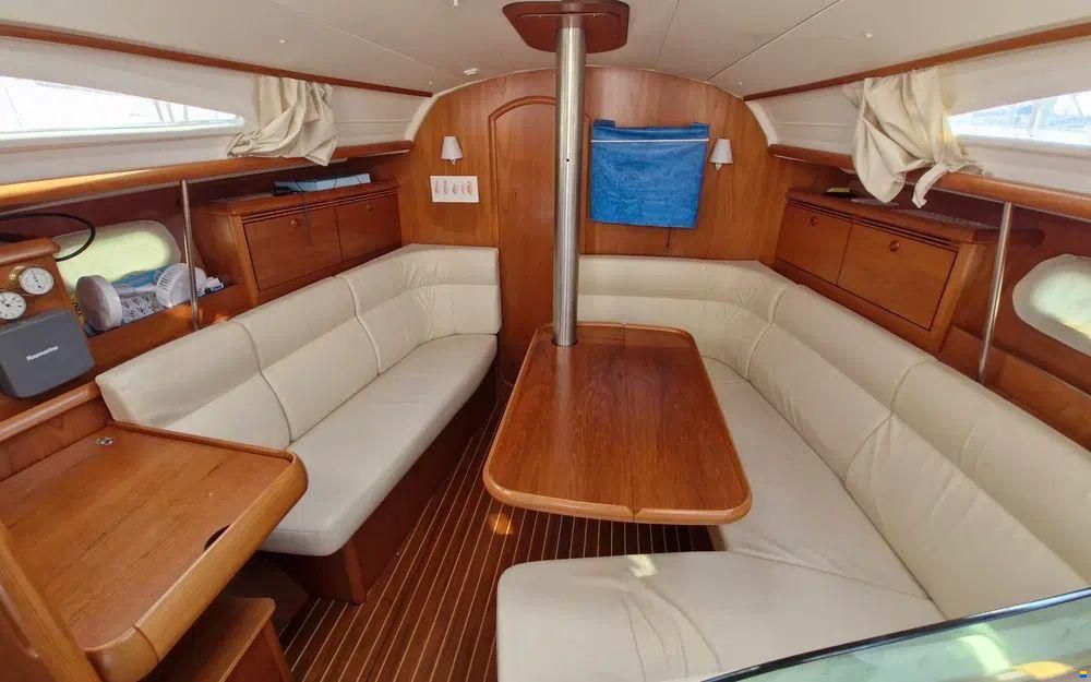 Jeanneau Sun Odyssey 35