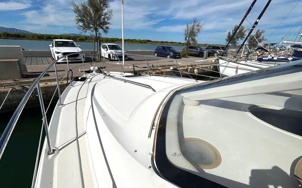 Sea Ray 455 Sedan Bridge