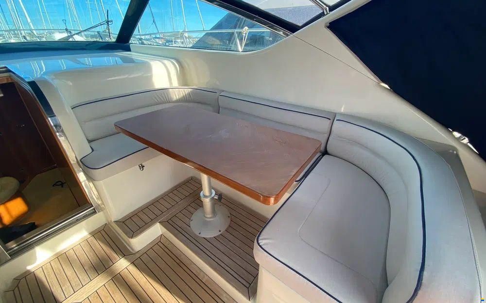 Uniesse 42 Open