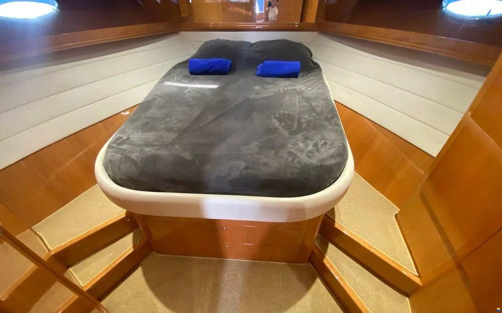 Uniesse 42 Open