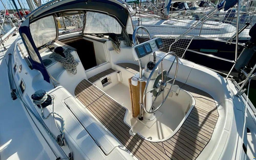 Dufour 36 CLASSIC