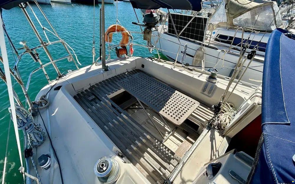 Beneteau First 35