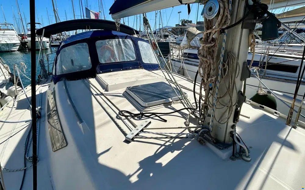 Beneteau First 35