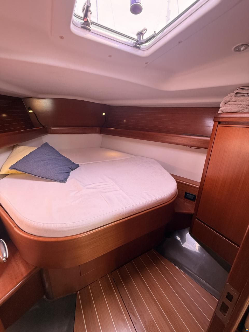 Grand Soleil 37