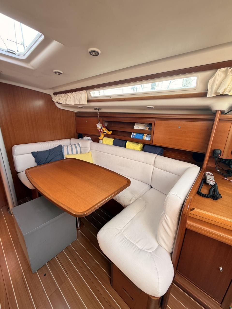Grand Soleil 37