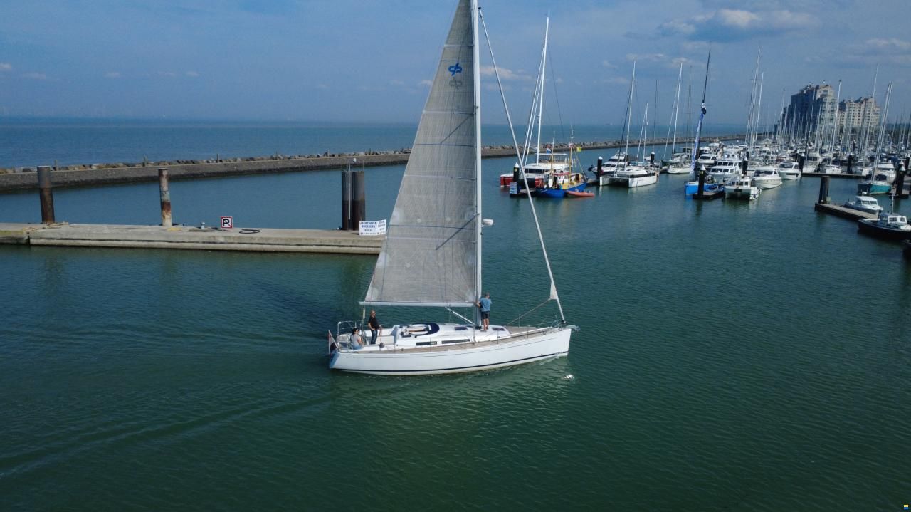 Grand Soleil 37